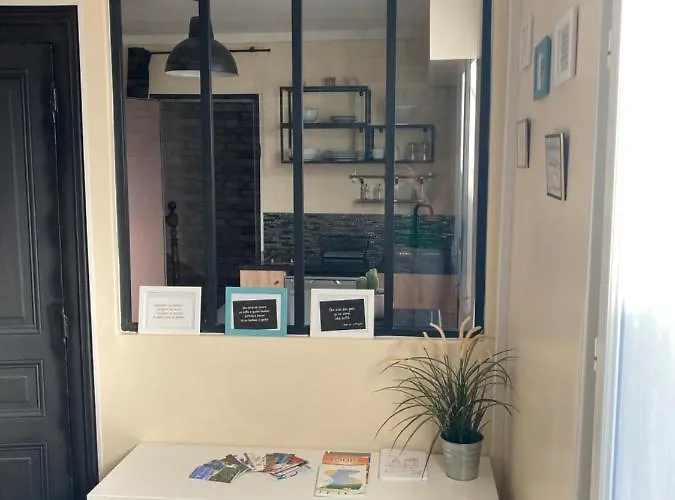 L'intemporel - A 300m De La Gare De Apartament *